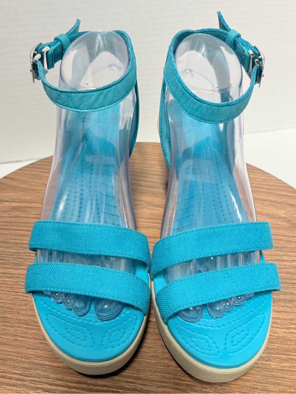 Crocs Leigh II Canvas Ankle Strap Turquoise Teal Wedge Sandals Buckle Closure